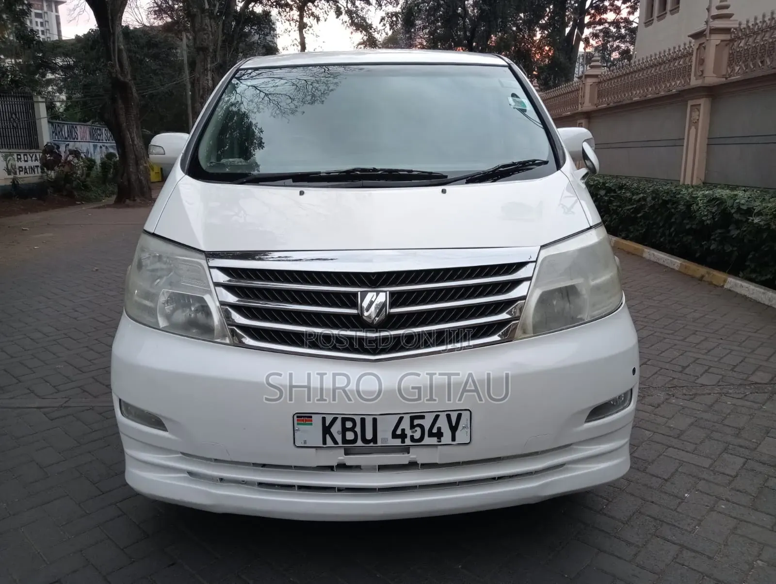Toyota Alphard 2006 White
