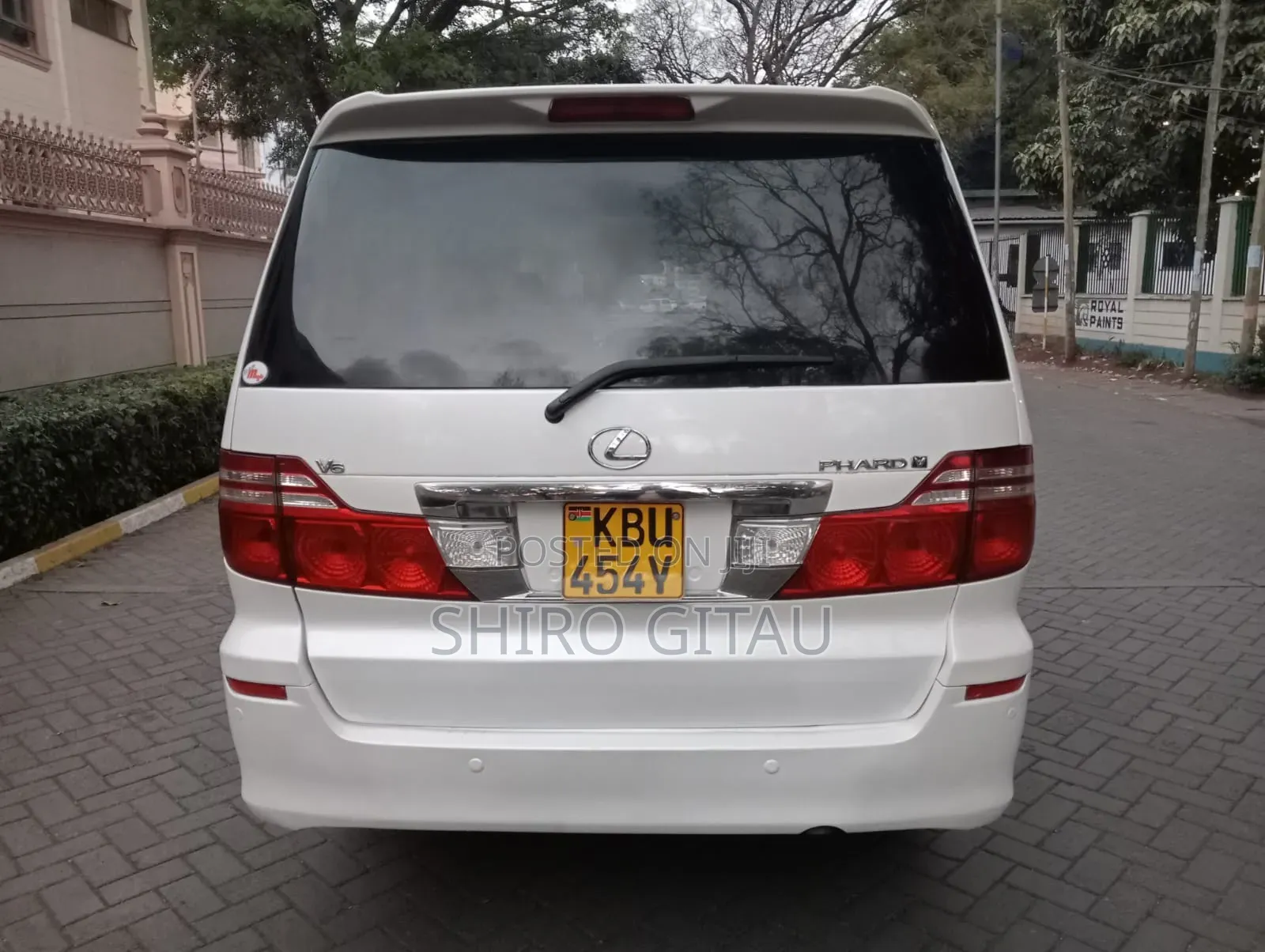 Toyota Alphard 2006 White
