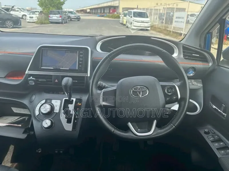 Toyota Sienta 2019 Black