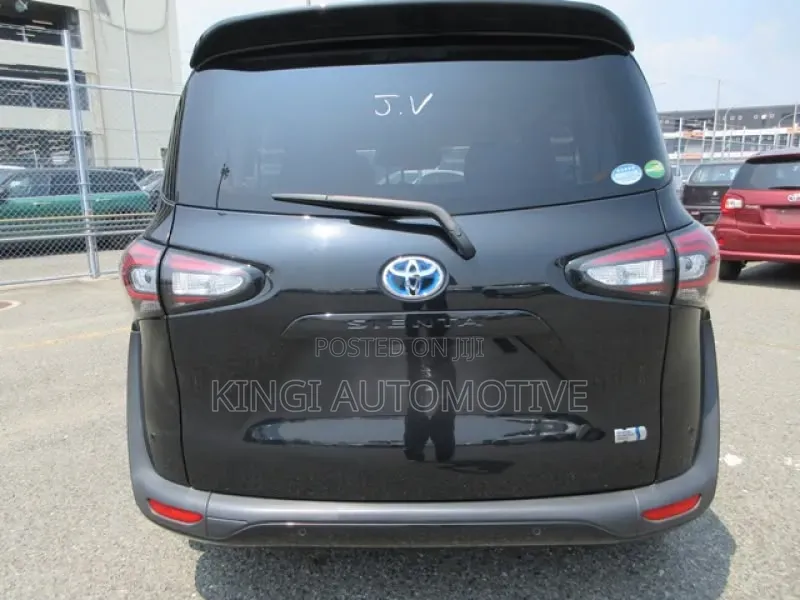 Toyota Sienta 2019 Black