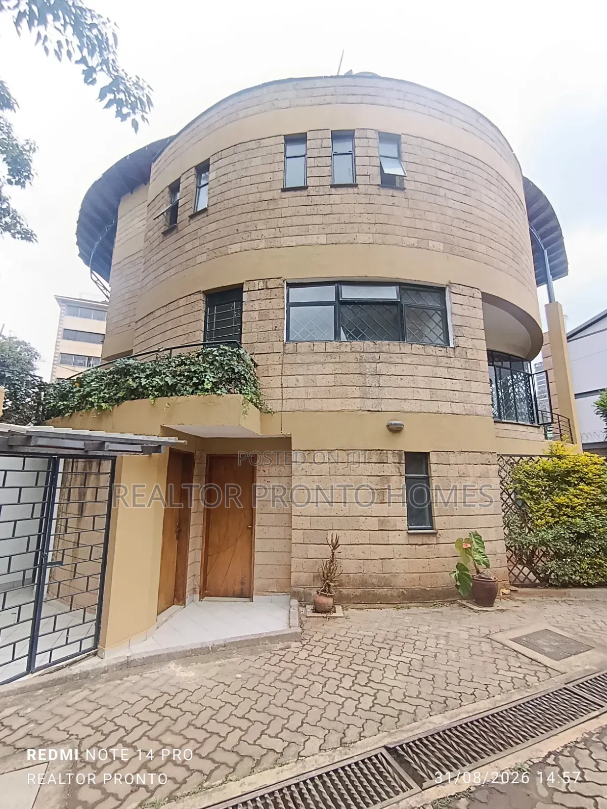 4bdrm Townhouse / Terrace in Lavington, Nairobi Central for rent
