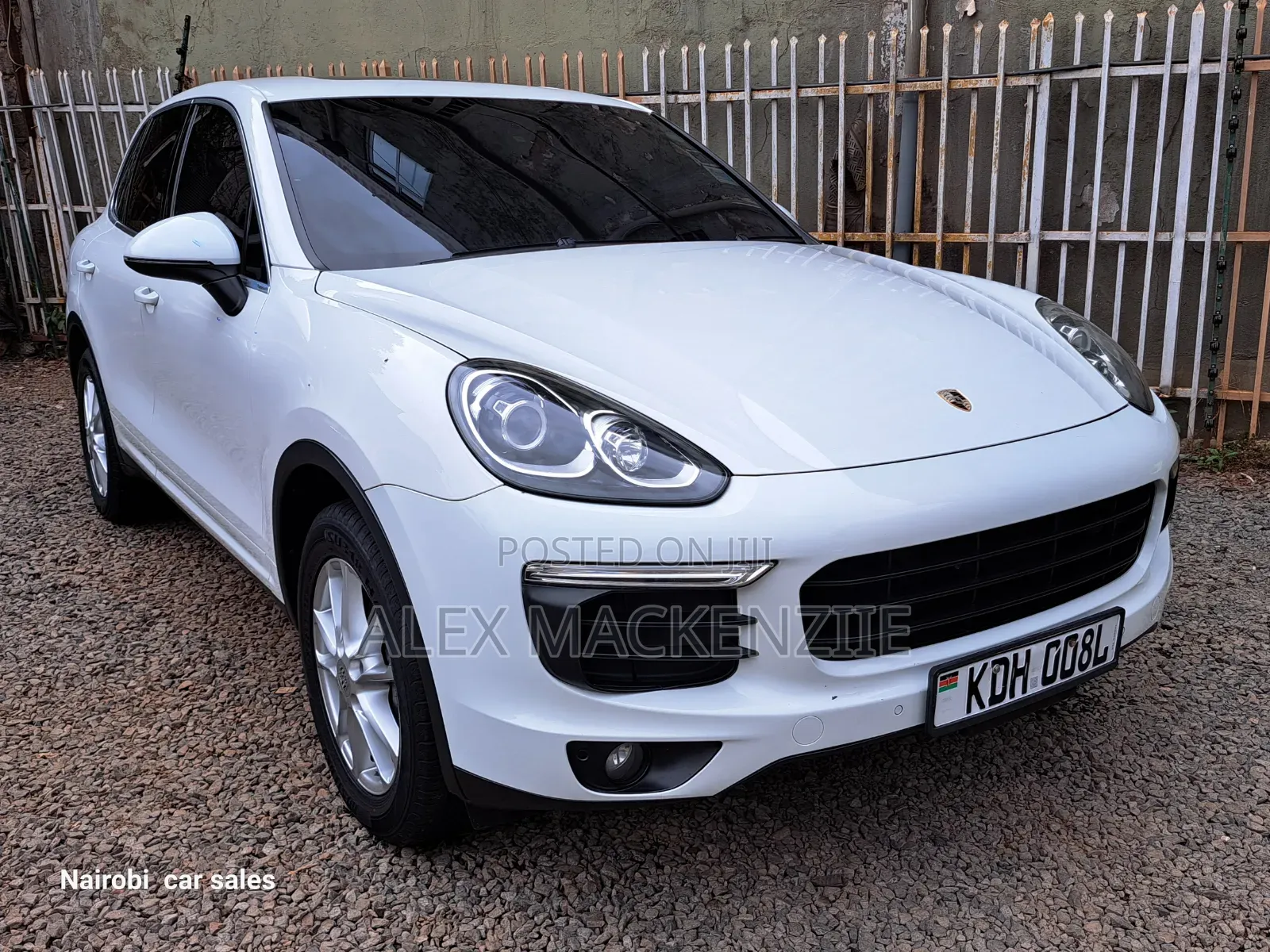 Porsche Cayenne 2015 White