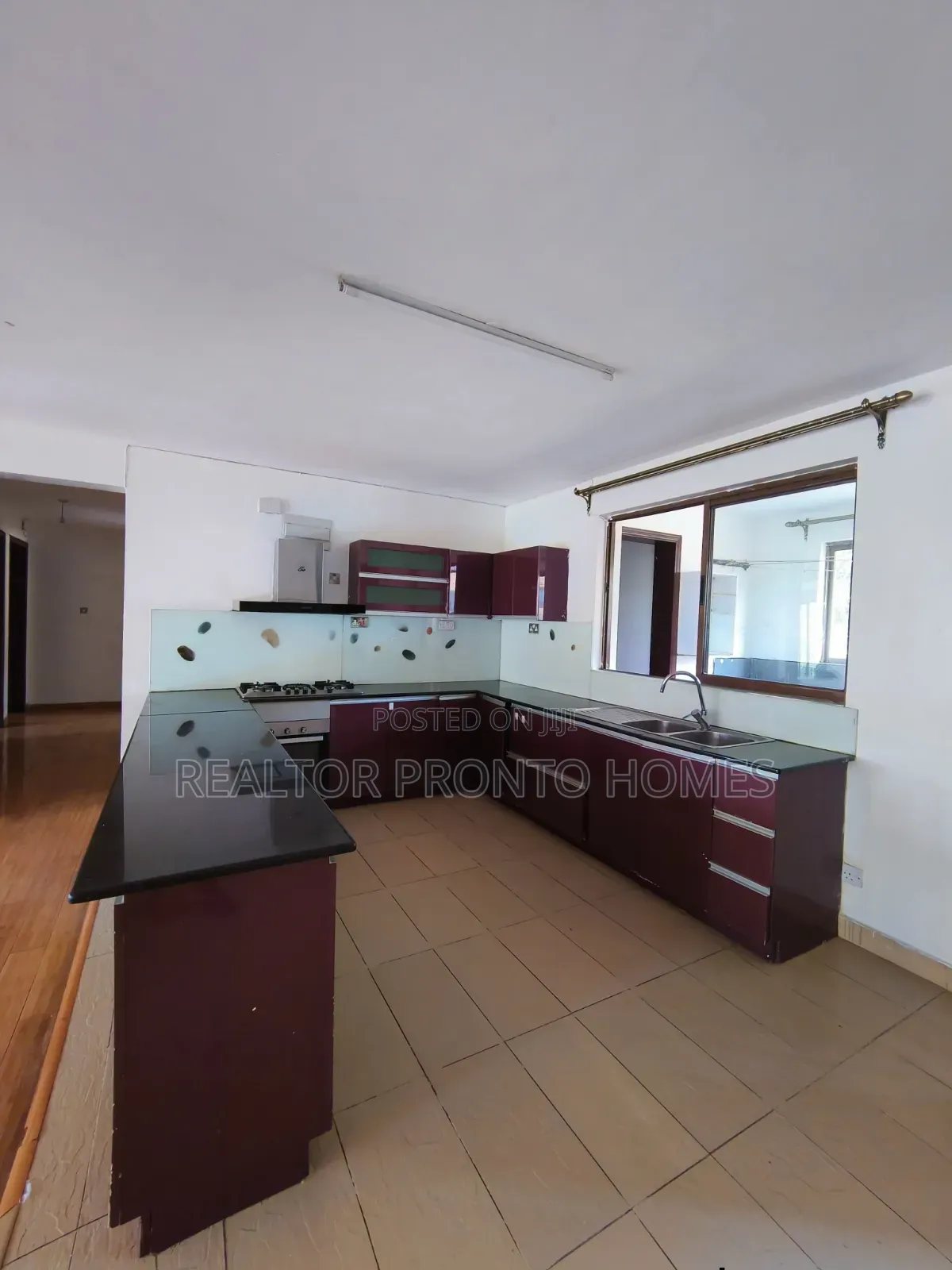 3bdrm Apartment in Lavington, Nairobi Central for rent