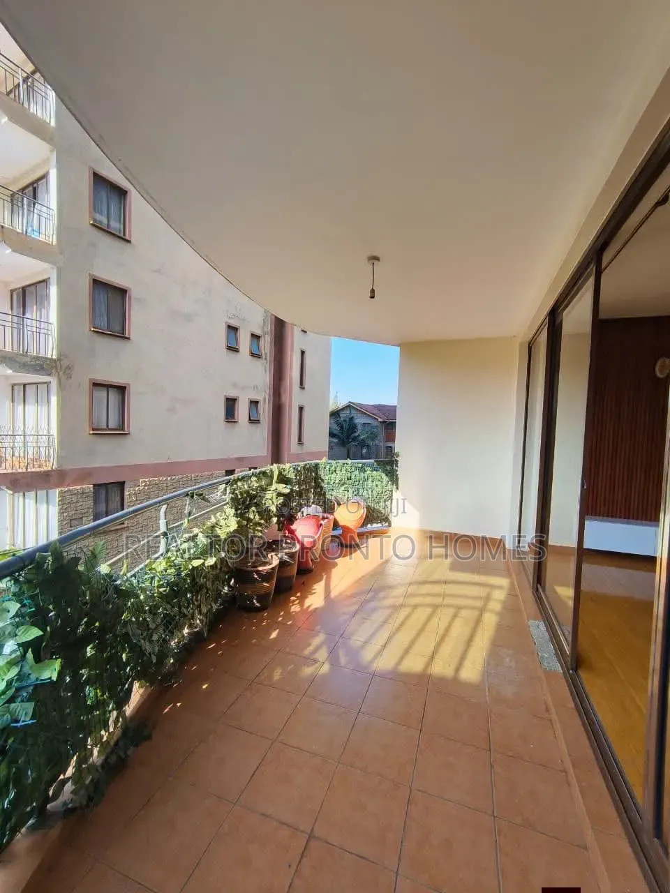 3bdrm Apartment in Lavington, Nairobi Central for rent