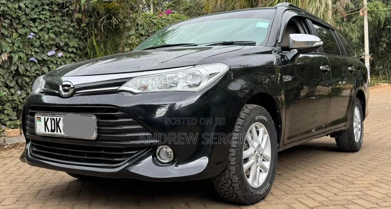 Toyota Corolla Fielder 2015 Black