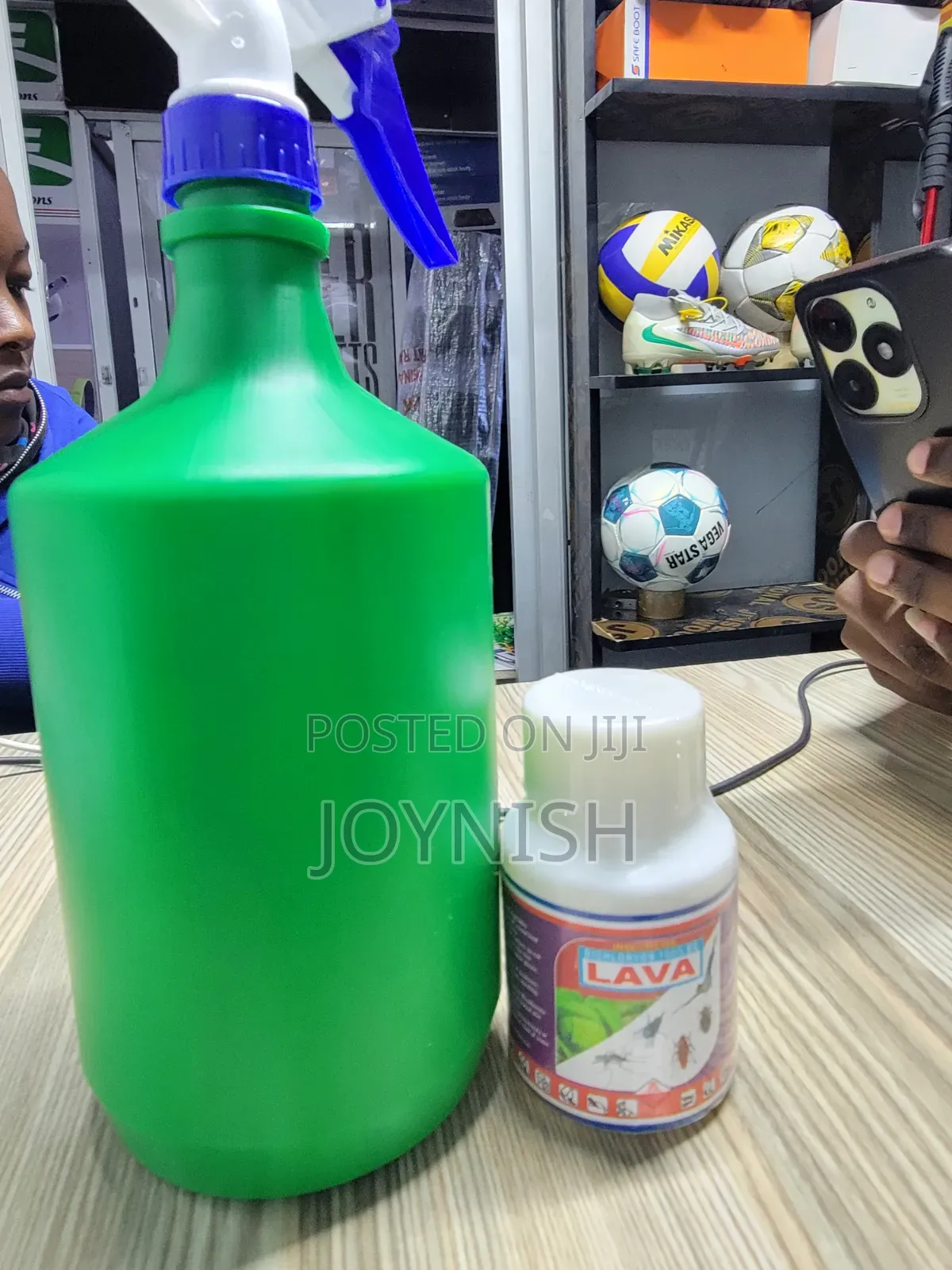 Lava Insecticide With Spray Bottle