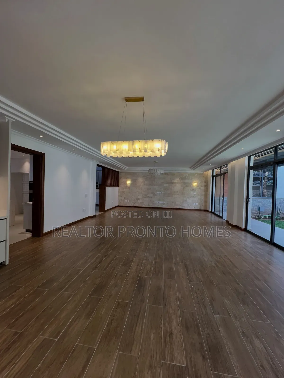 5bdrm Townhouse / Terrace in Lavington, Muthangari for rent