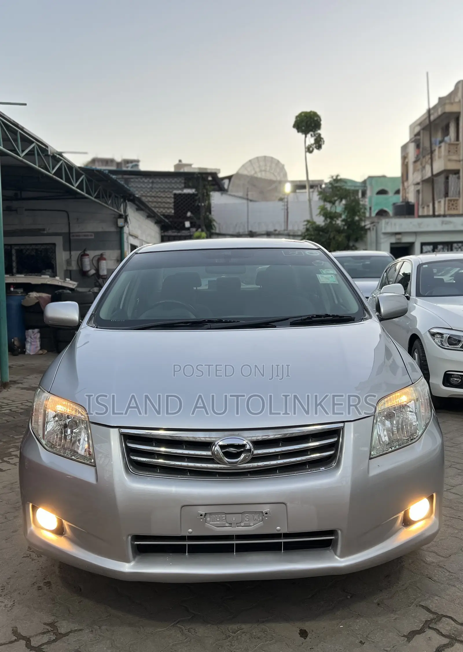 Toyota Axio 1.5 G 2WD 2012 Silver