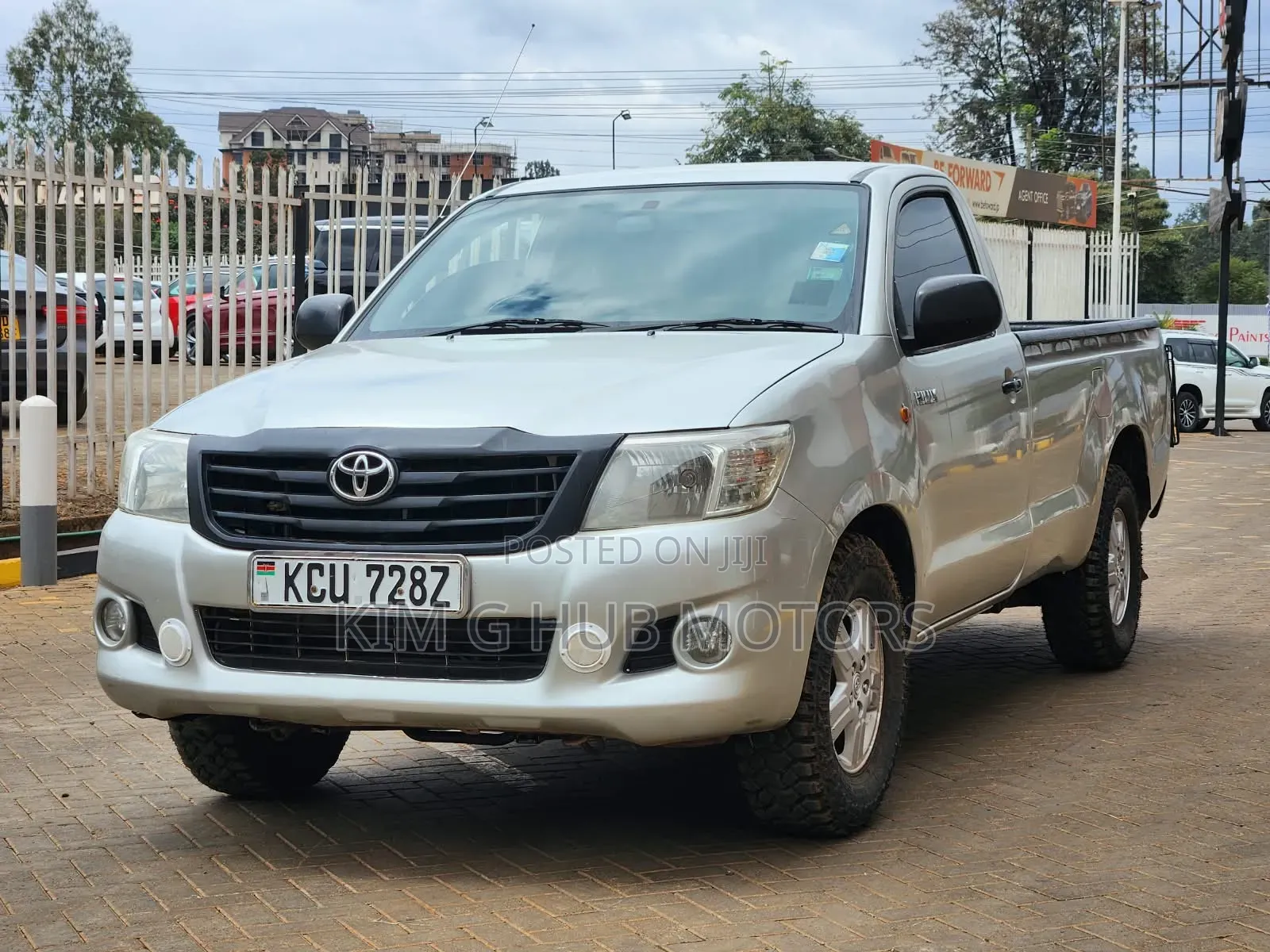 Toyota Hilux 2012 Silver