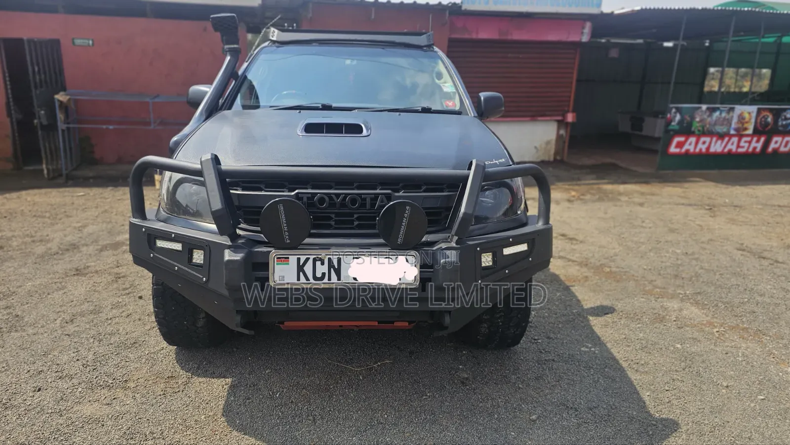 Toyota Hilux 2010 Gray
