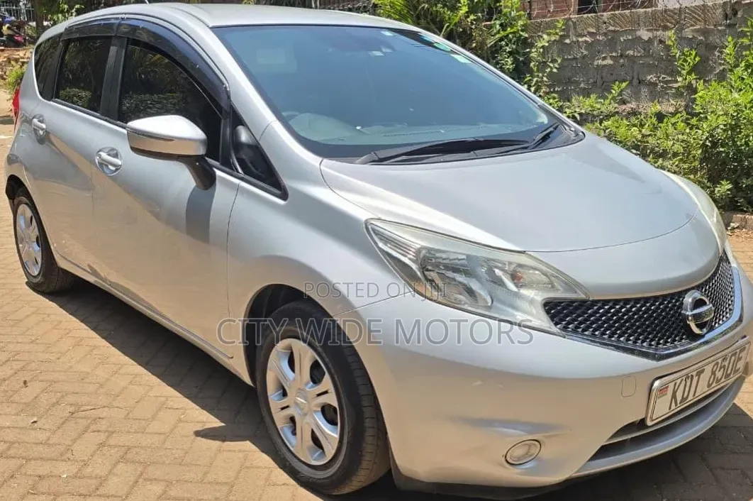 Nissan Note 2018 Silver