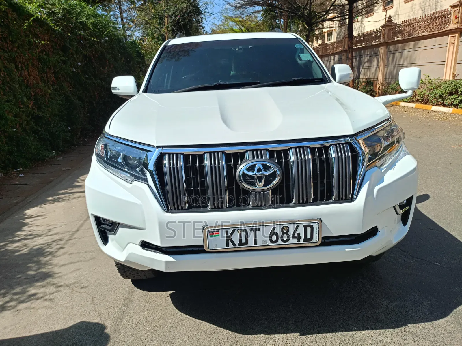 Toyota Land Cruiser Prado 2012 White