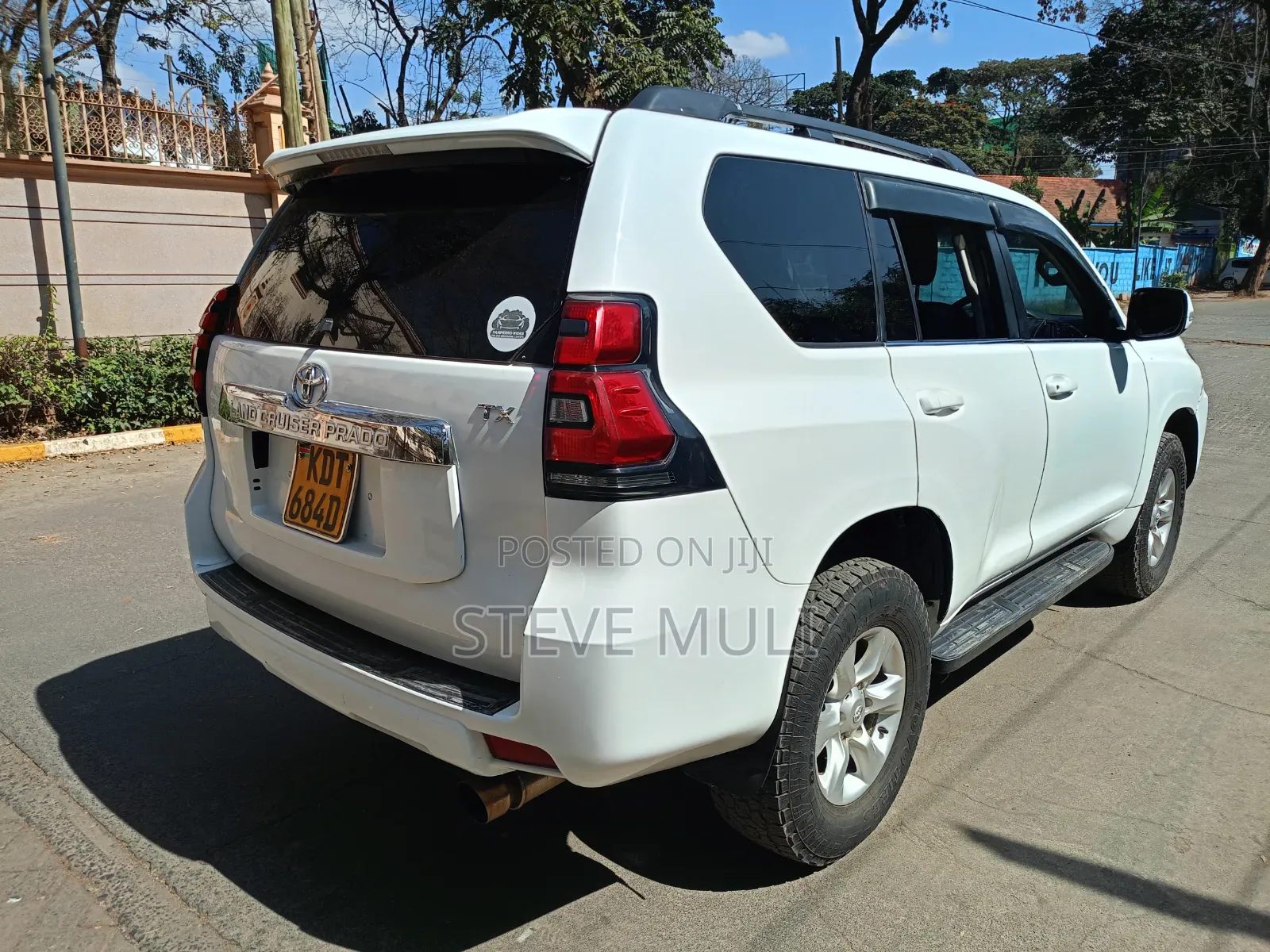 Toyota Land Cruiser Prado 2012 White