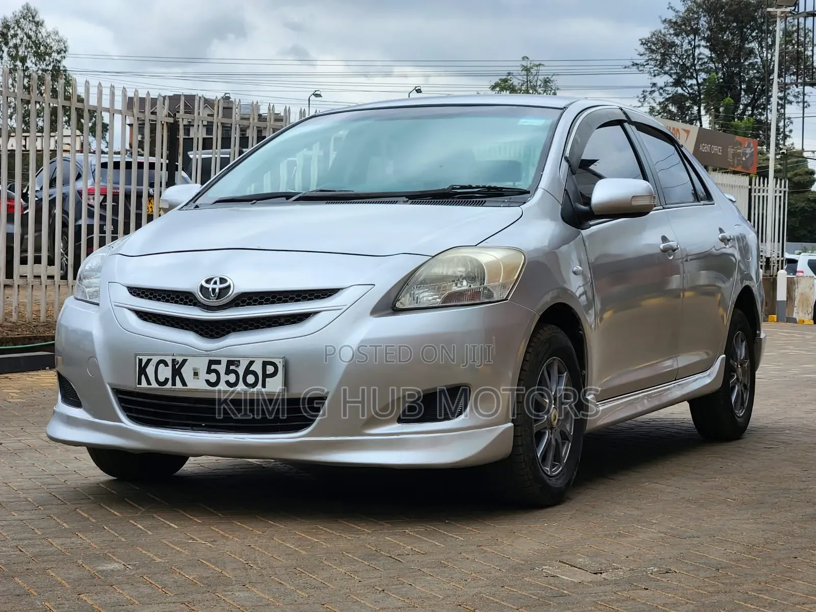 Toyota Belta 2009 Silver