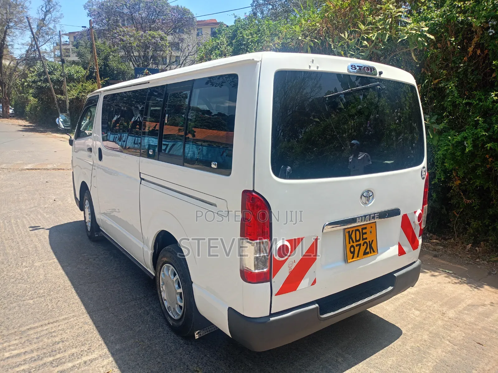 Toyota HiAce 2013 White