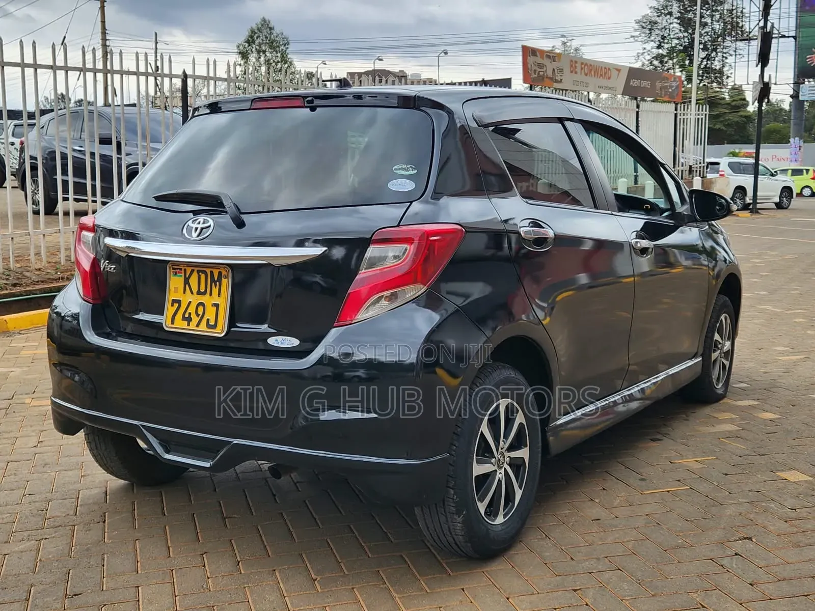 Toyota Vitz 2016 Black