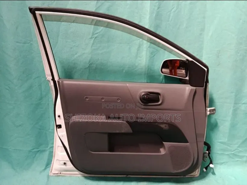 F Door Assy Lh Nissan Ad Y12 2016