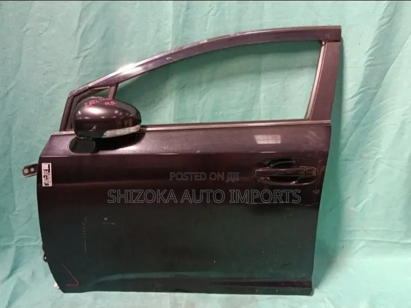 F Door Assy Lh Toyota Avensis Wagon 2012