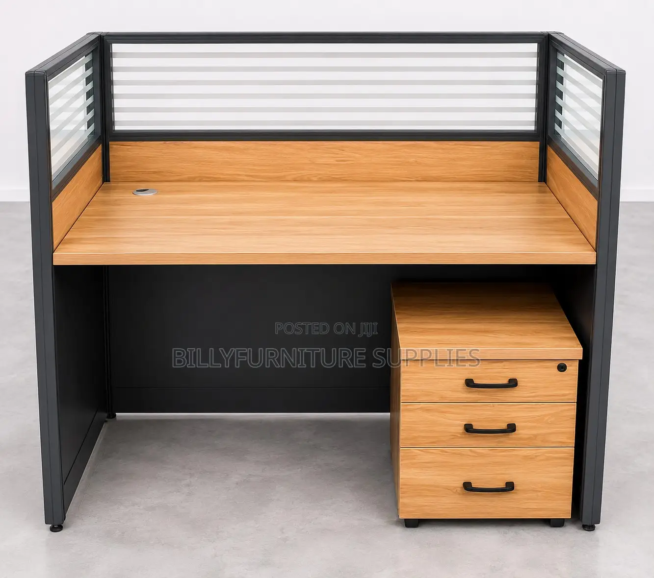 Executive 1-Way Modular Office Workstation Desk With Storage