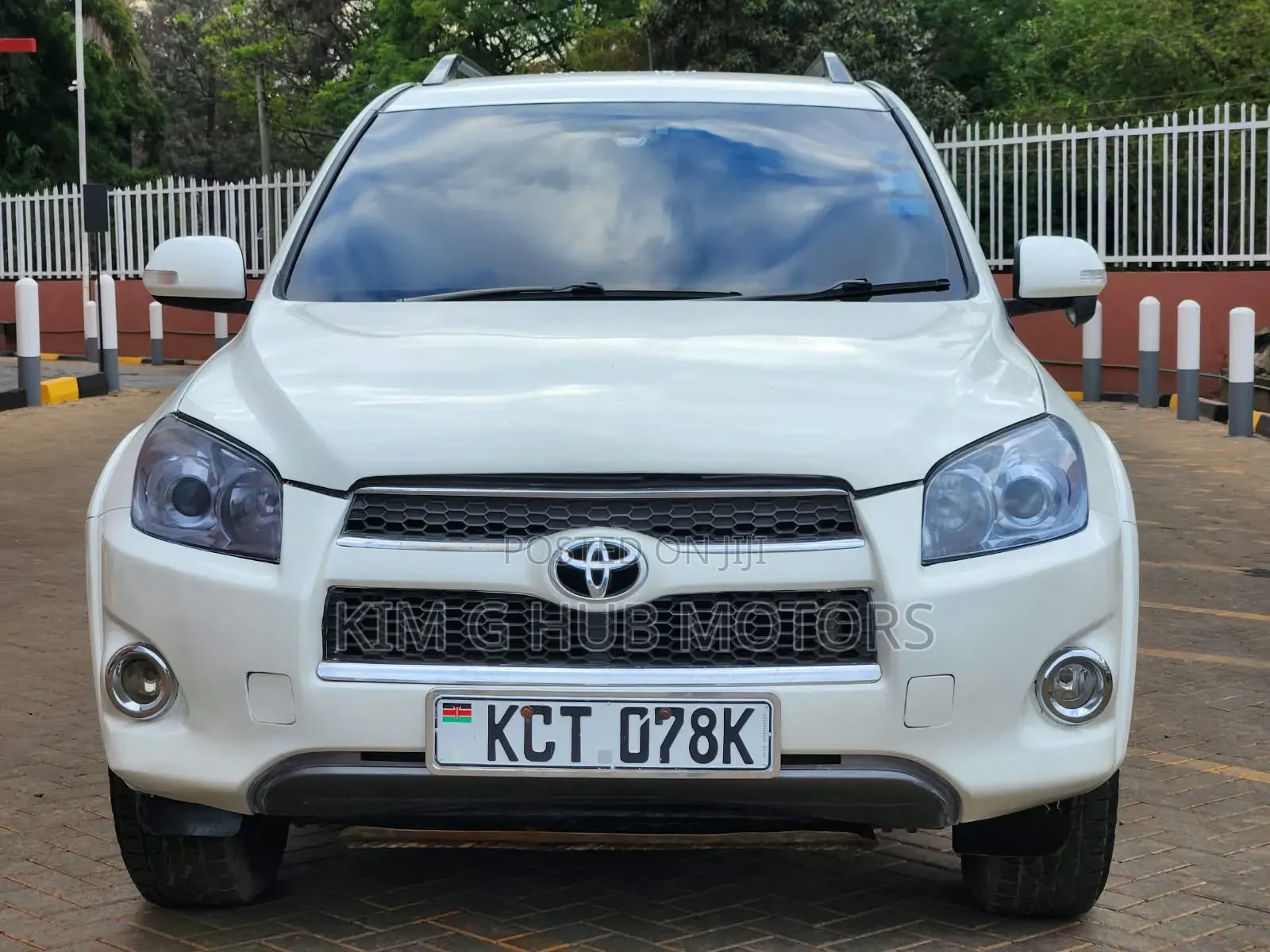 Toyota RAV4 2011 Pearl