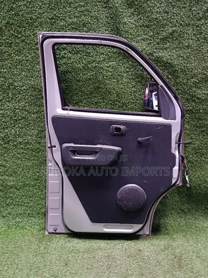 F Door Assy Lh Toyota Townace Van  2012