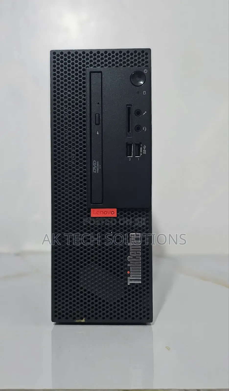 Desktop Computer Lenovo 16GB Intel Core i5 SSD 256GB