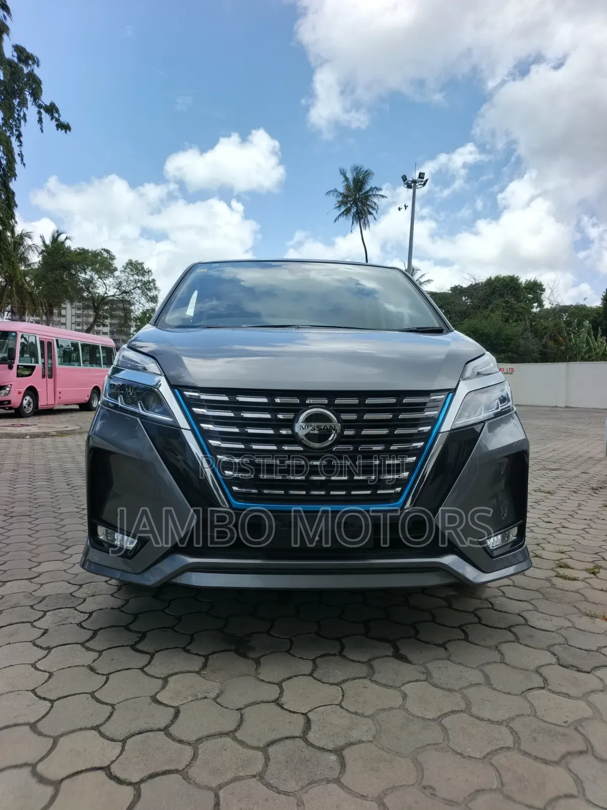 Nissan Serena 2021 Gray