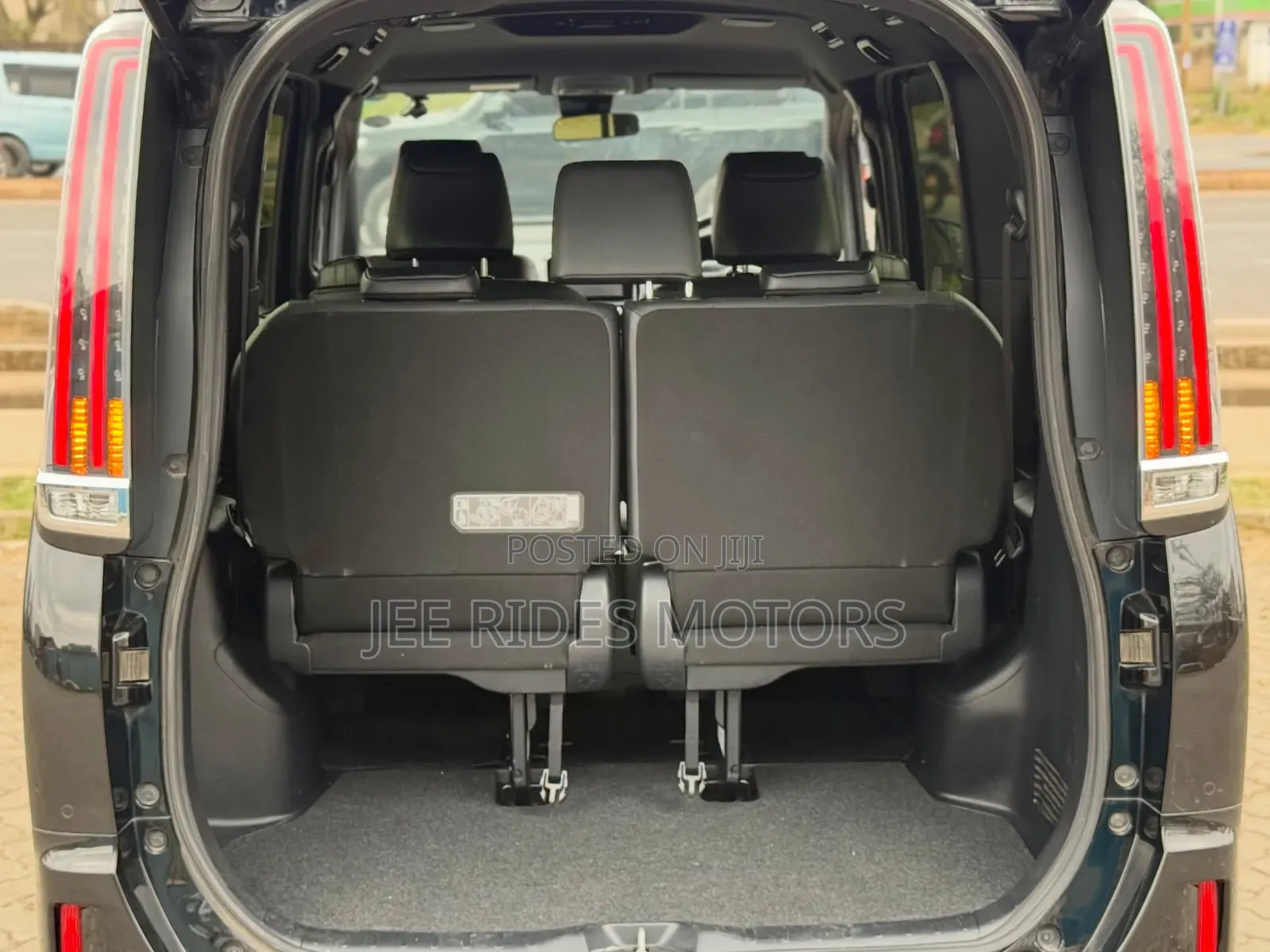 Toyota Esquire 2019 Black