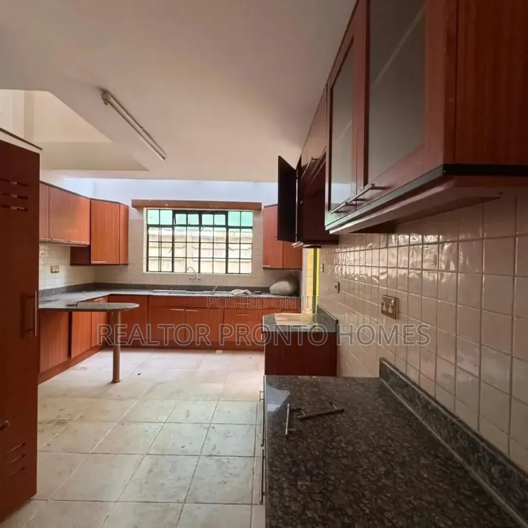 4bdrm Townhouse / Terrace in Kileleshwa for rent