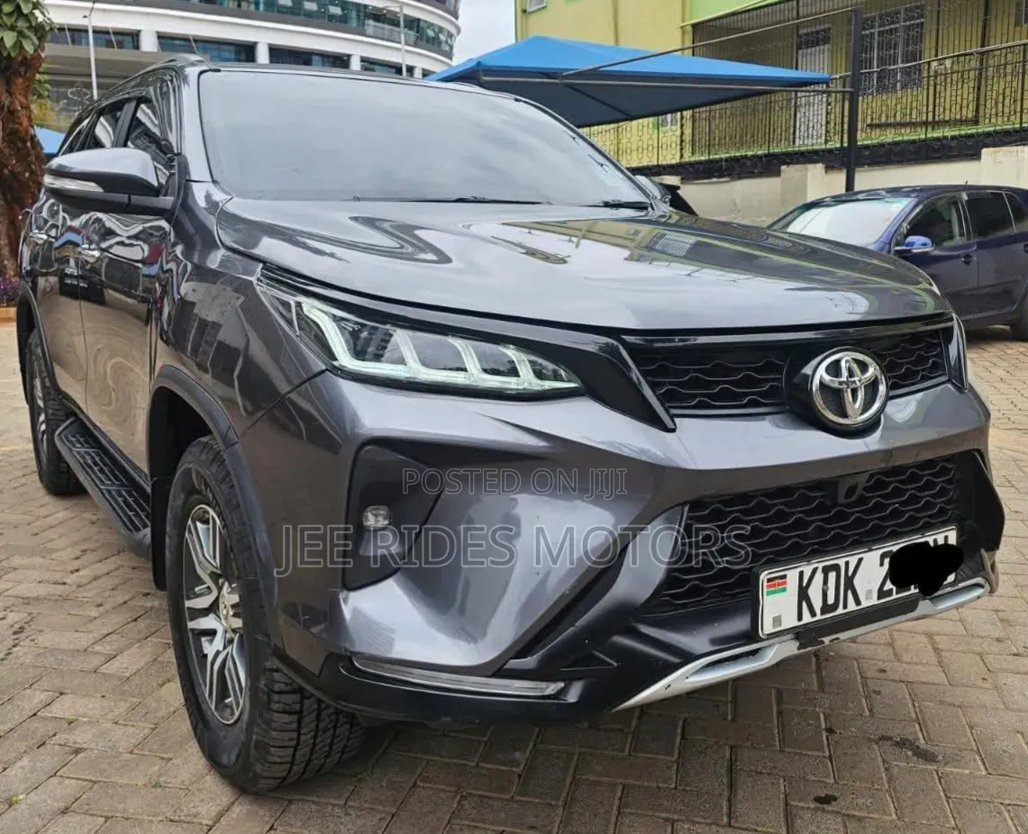 Toyota Fortuner 2016 Gray