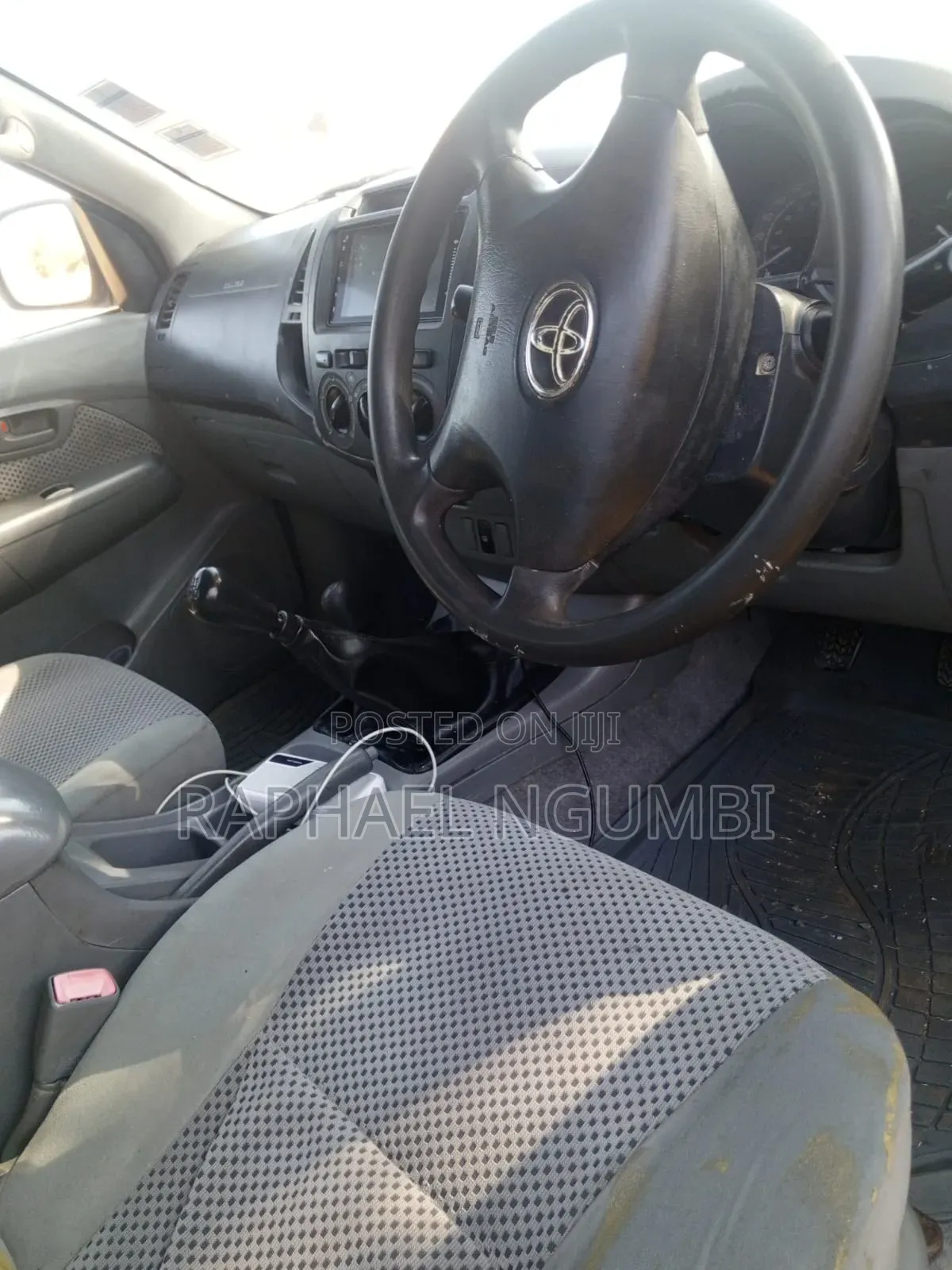 Toyota Hilux 2007 Silver