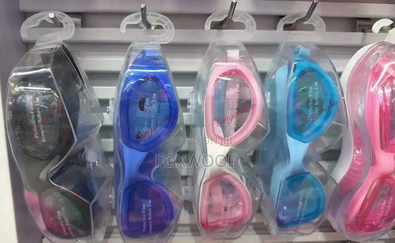 *Adults Swimming Goggles