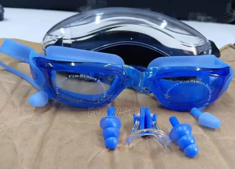 *Adults Swimming Goggles
