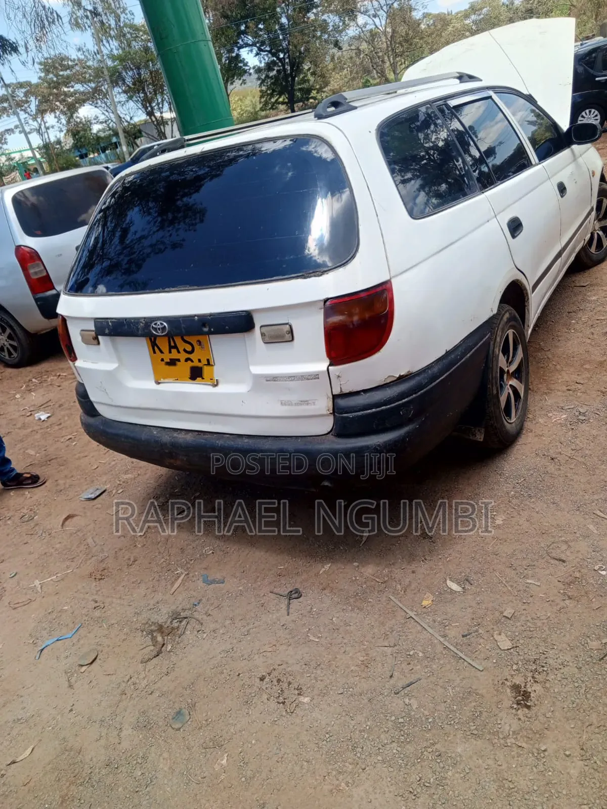 Toyota Caldina 2001 White