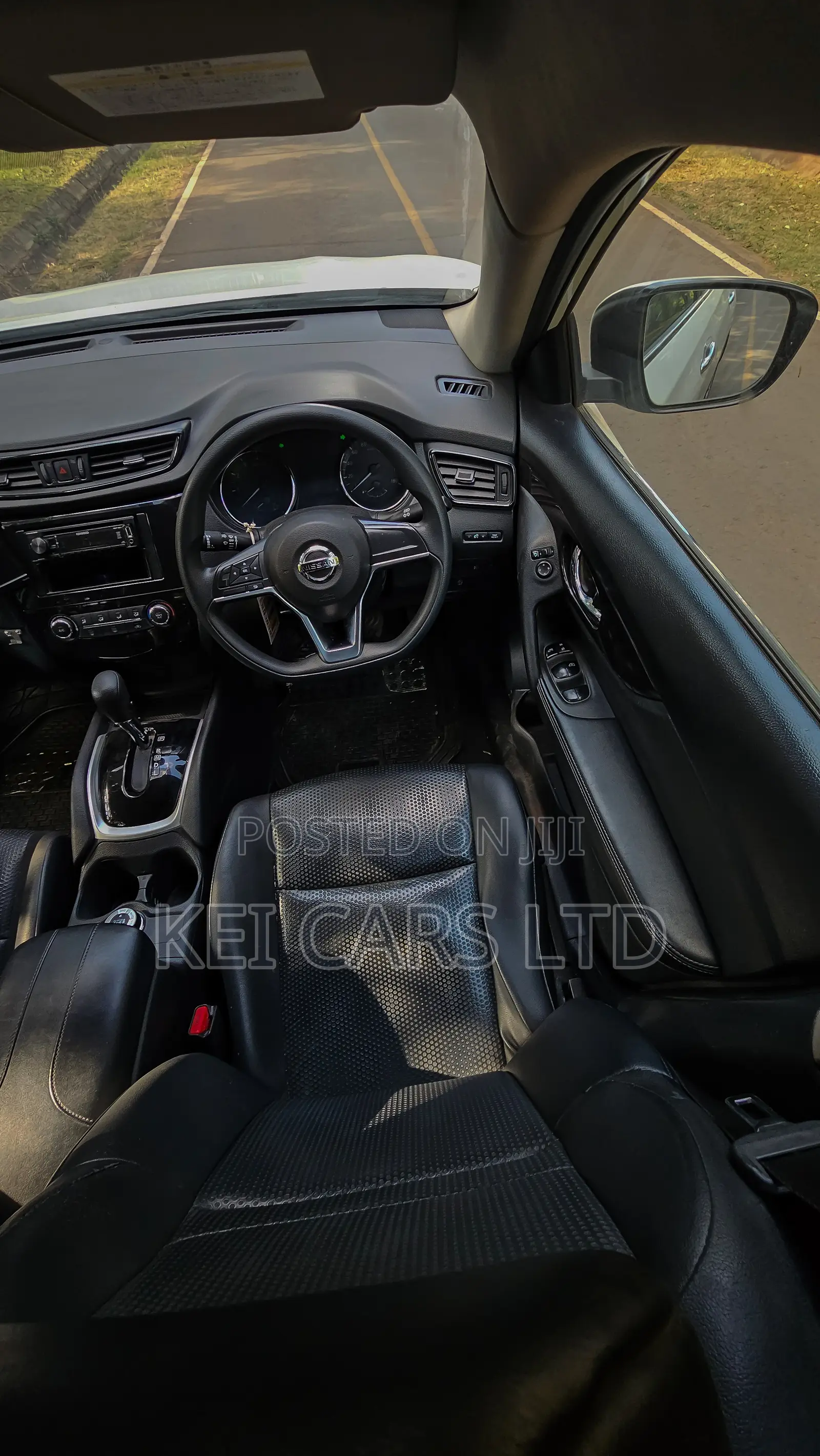 Nissan X-Trail 2.0 Petrol AWD 2018 White