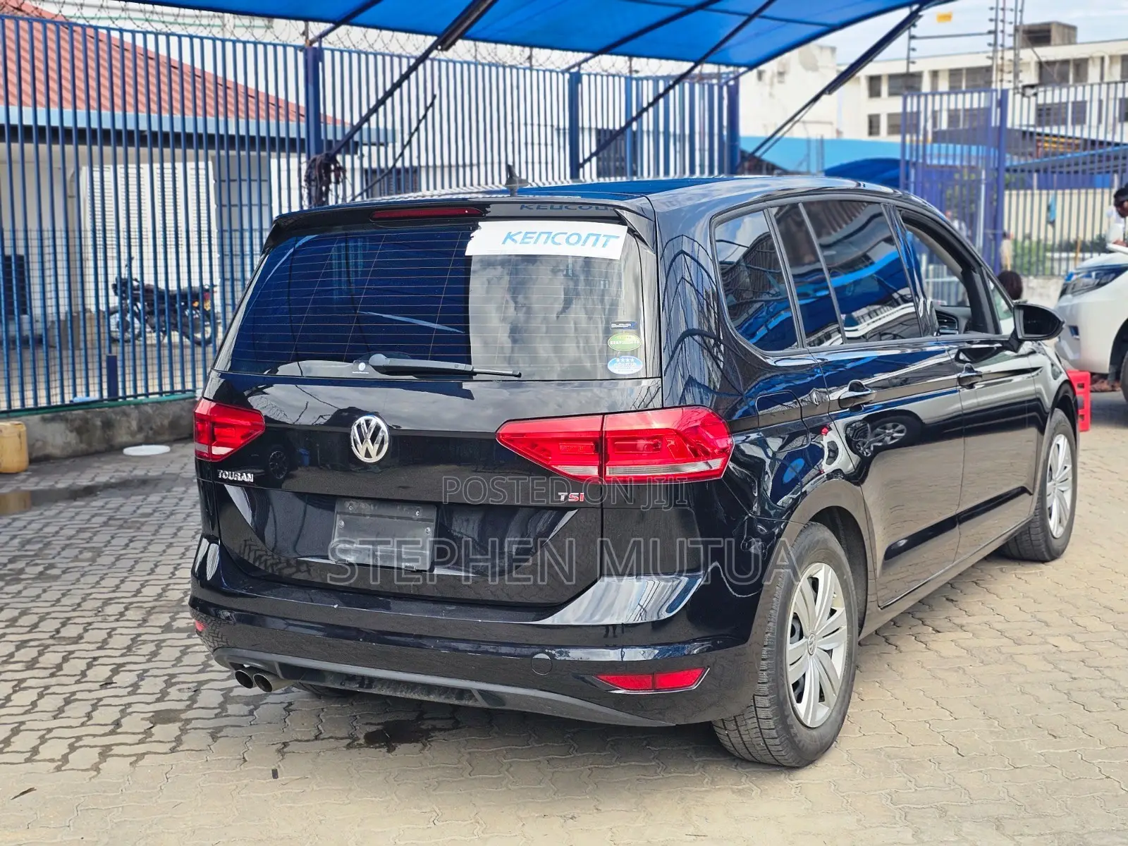 Volkswagen Touran 2019 Black