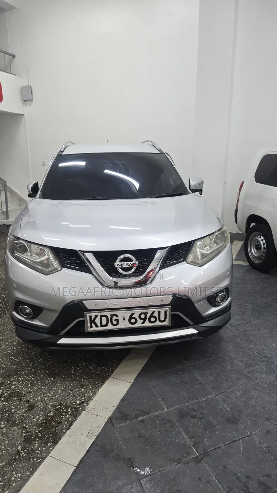 Nissan X-Trail 2015 Silver