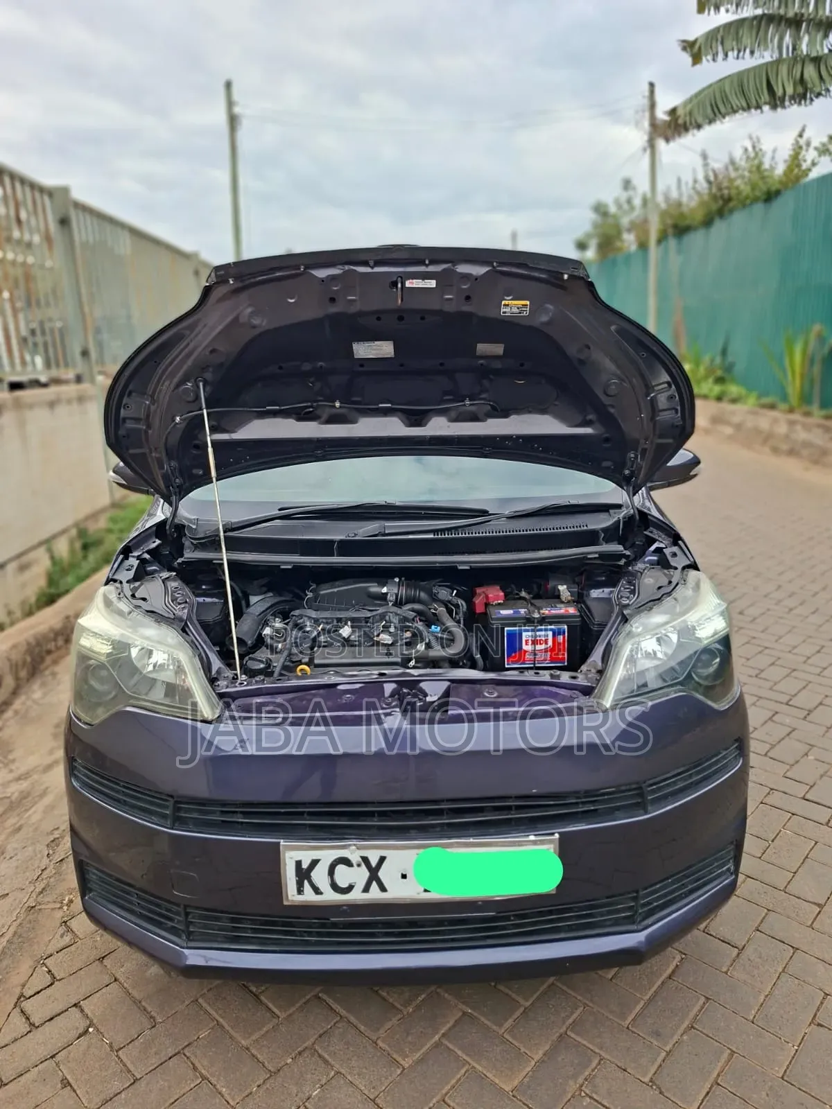 Toyota Spade 2012 Gray