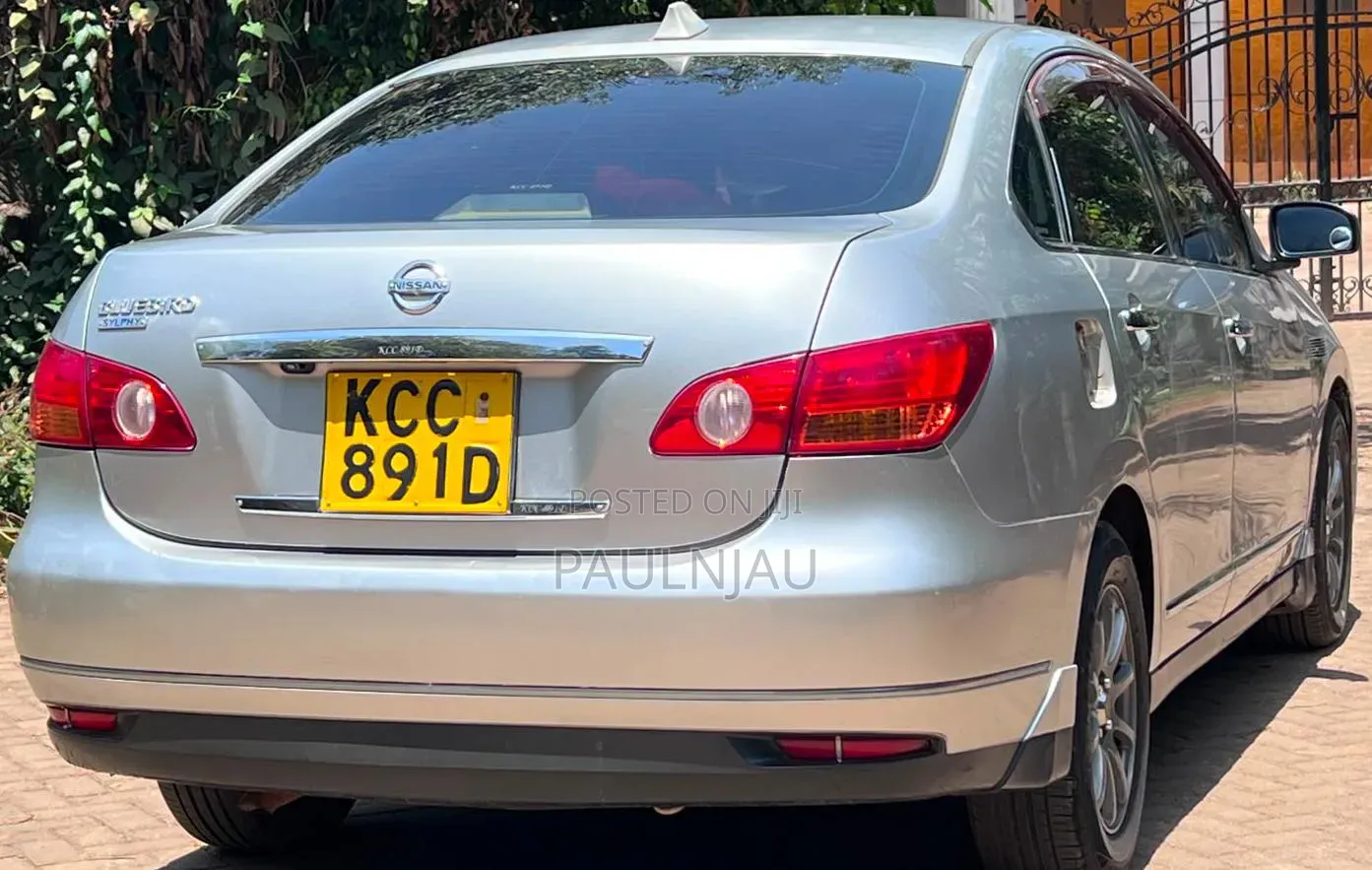 Nissan Bluebird 2008