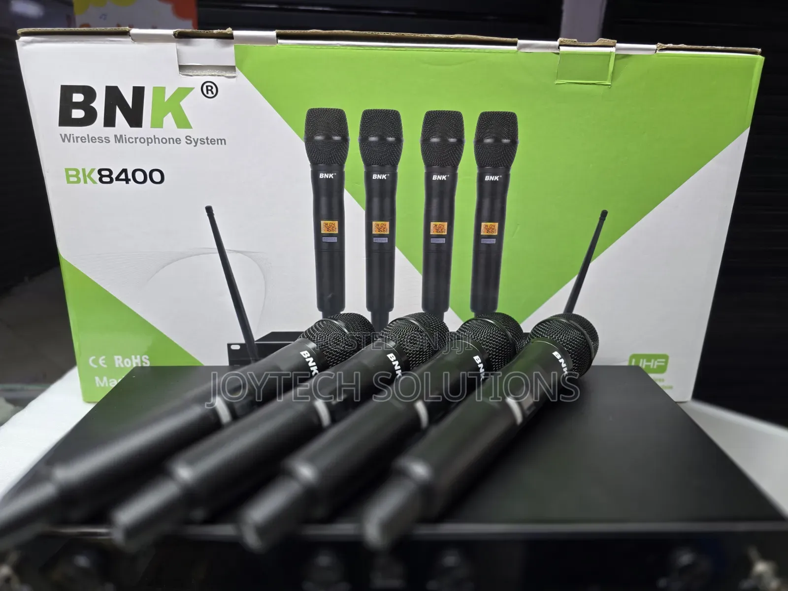 ⚡ BNK BK8400 Professional 4-Mic Wireless System – Stage & Church