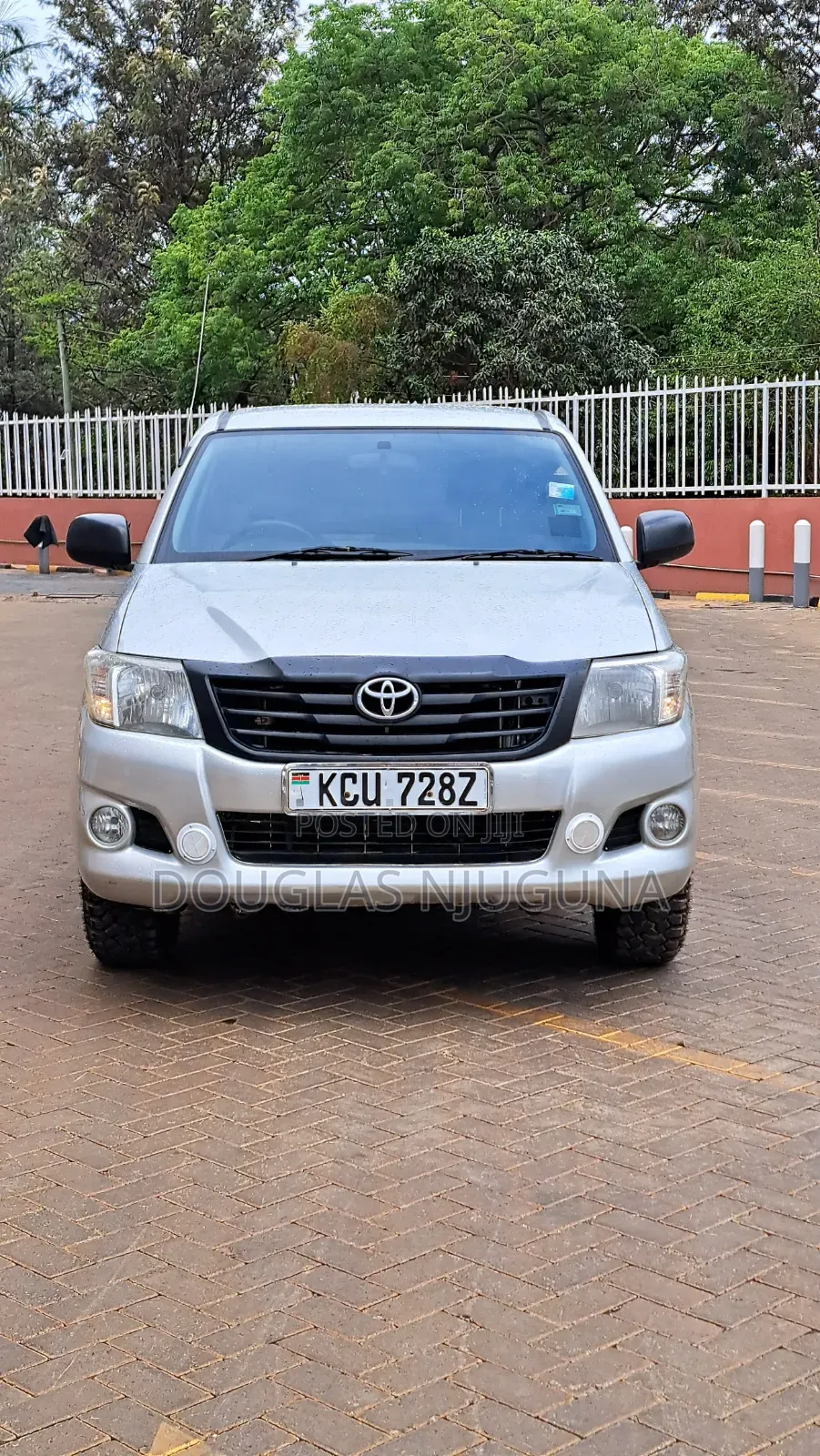 Toyota Hilux 2.5 D-4D SRX 2012 Silver