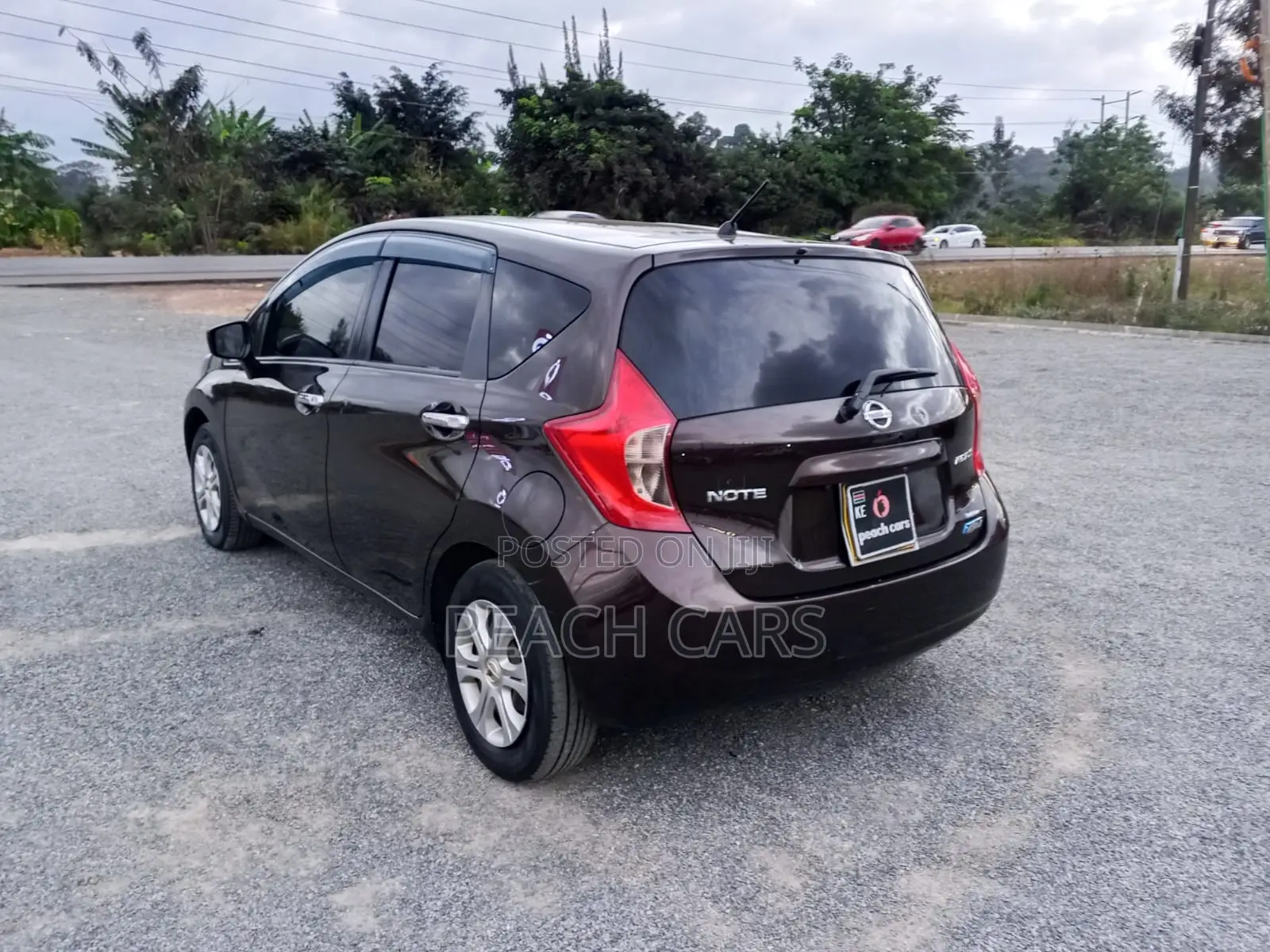 Nissan Note 2016 Brown