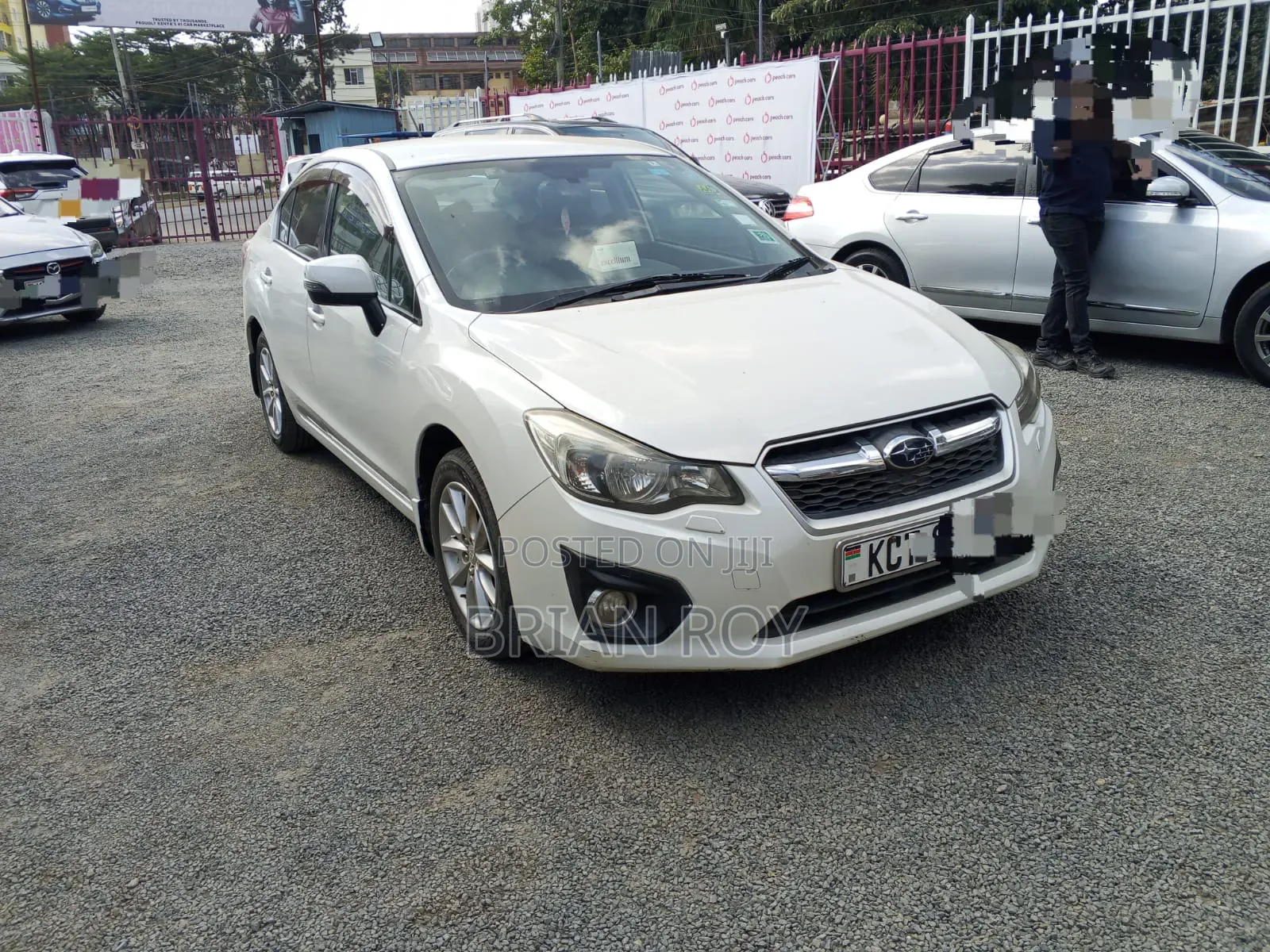 Subaru 1600 2012 White
