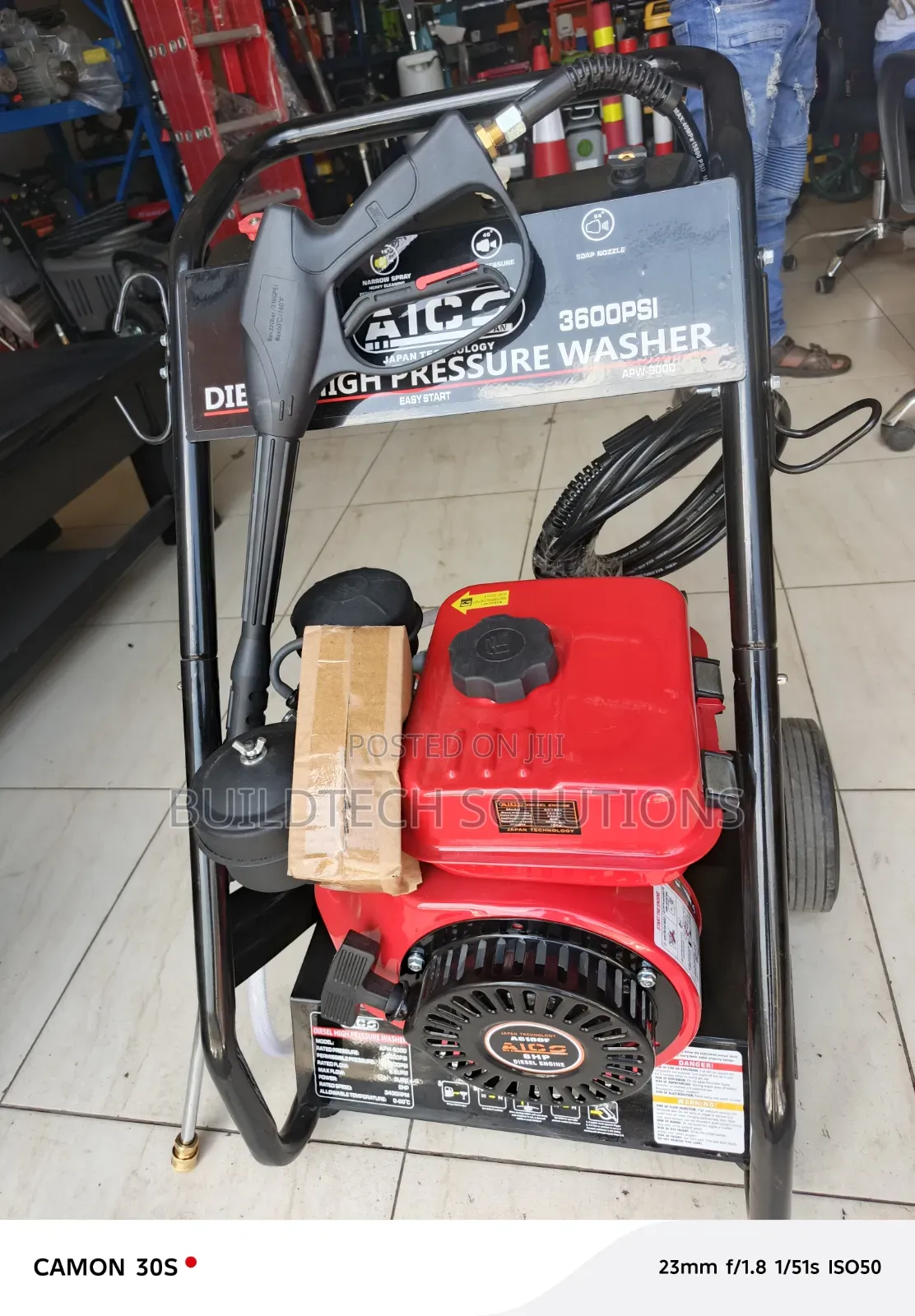 Diesel High Car Wash Machine. ( Aico Japan)