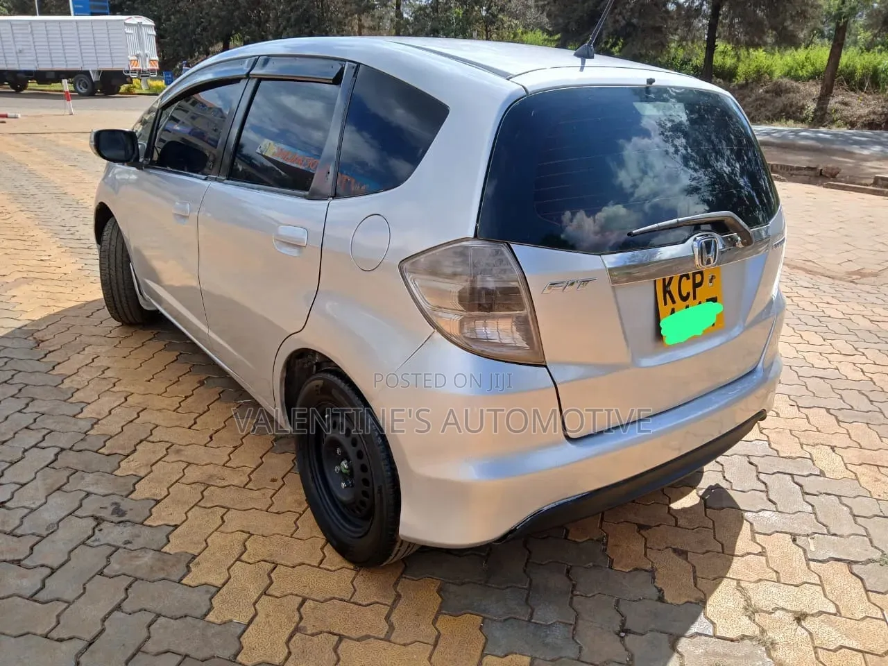 Honda Fit Automatic 2010 Silver