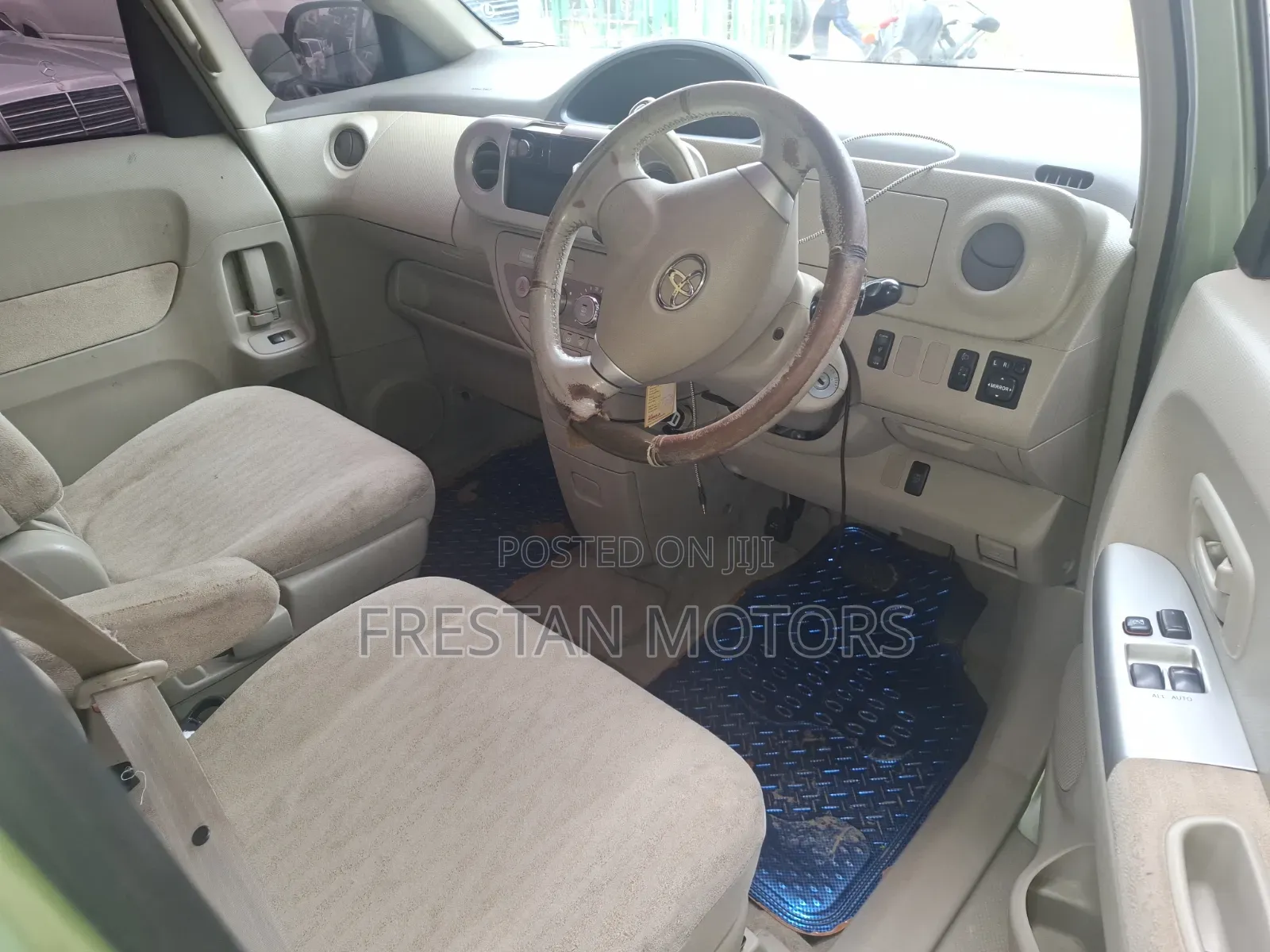 Toyota Porte 2008 Green