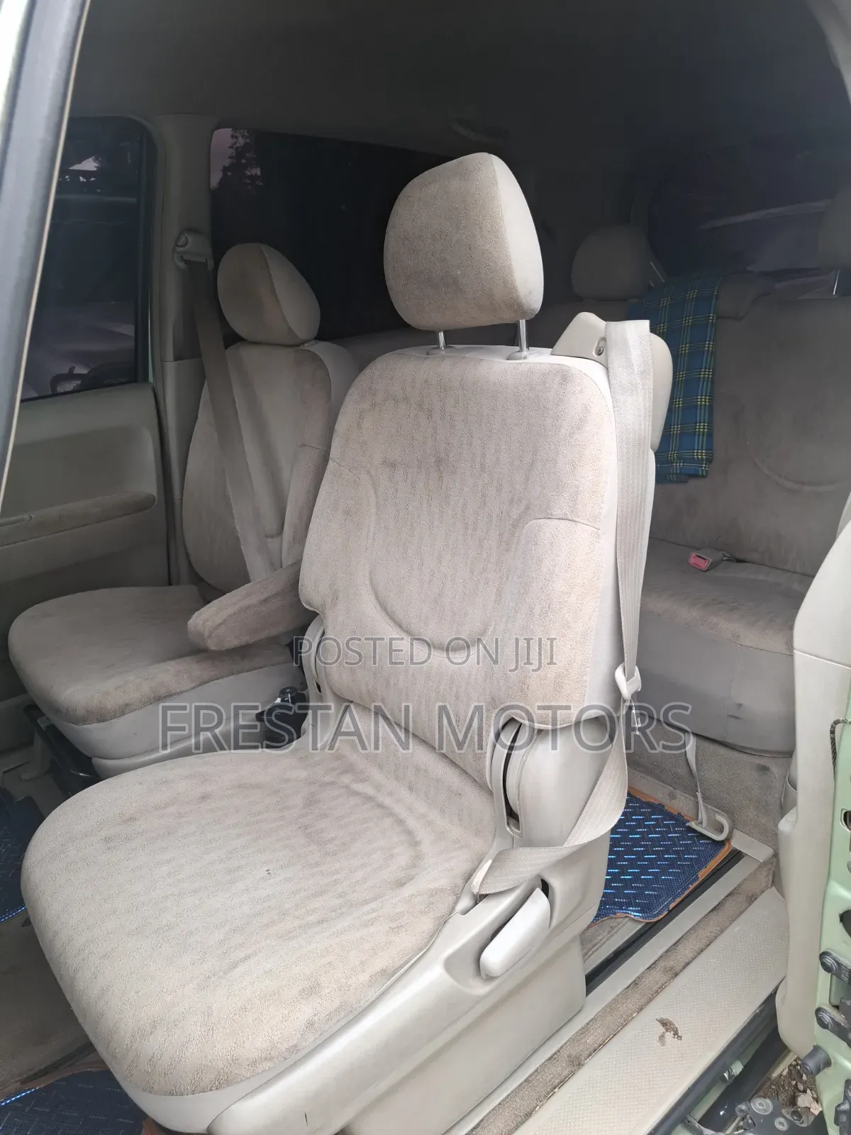 Toyota Porte 2008 Green