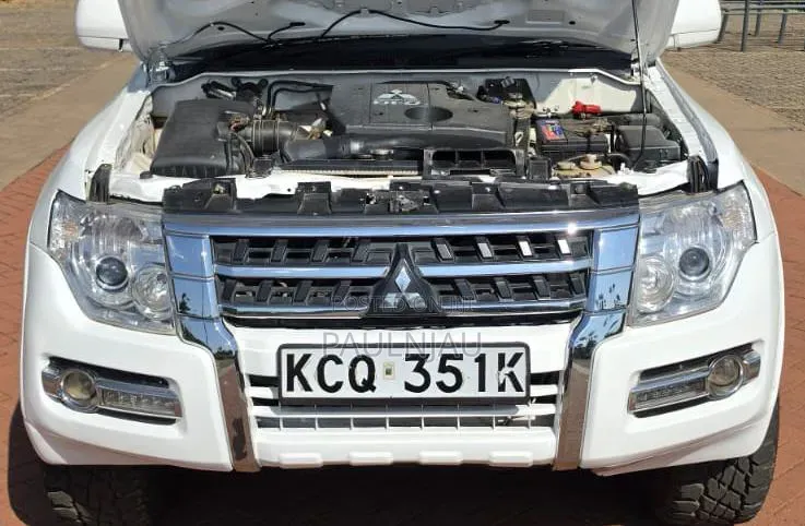 Mitsubishi Shogun 3.2 Di-Dc GLS 2010 White