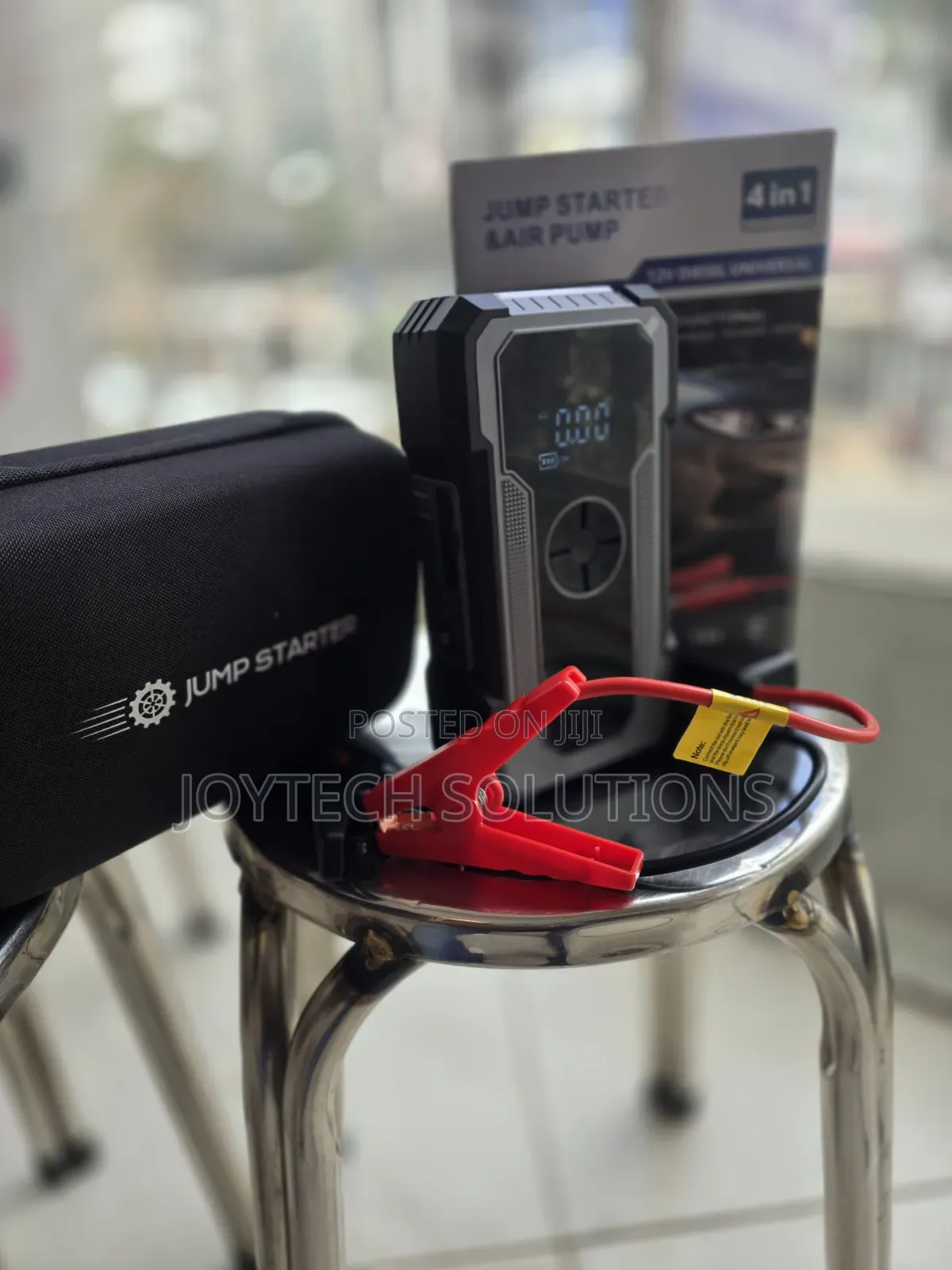 🛠 Professional 4-in-1 Car Emergency Jump Starter & Air Pump