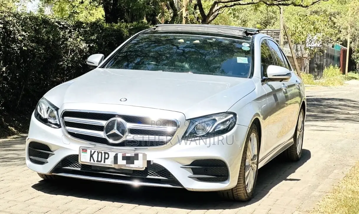 Mercedes-Benz E200 2017 Gray